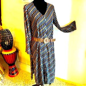 GENERATION Basic Cotton Long Sleeve Native Print Maxi Dress! Great condition. 10